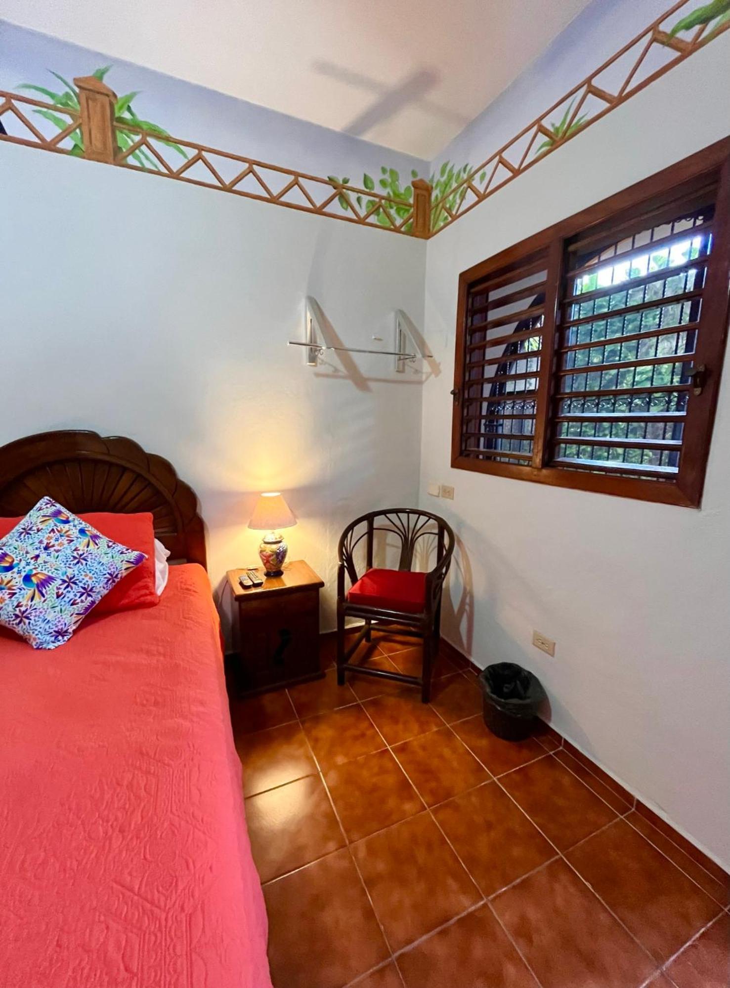 Casa Tres Colibries Bed & Breakfast Merida Ngoại thất bức ảnh