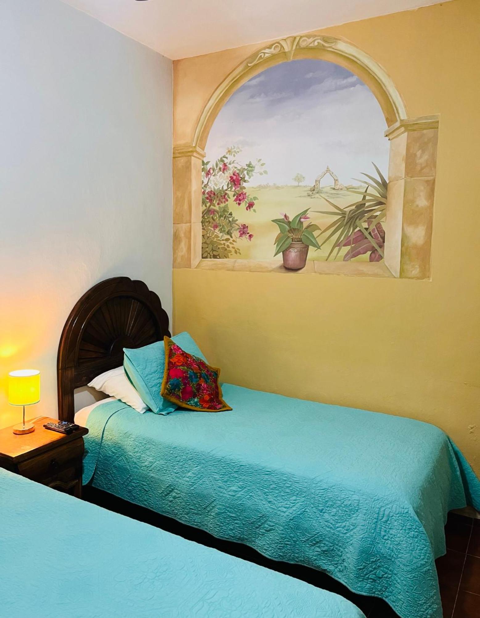 Casa Tres Colibries Bed & Breakfast Merida Ngoại thất bức ảnh